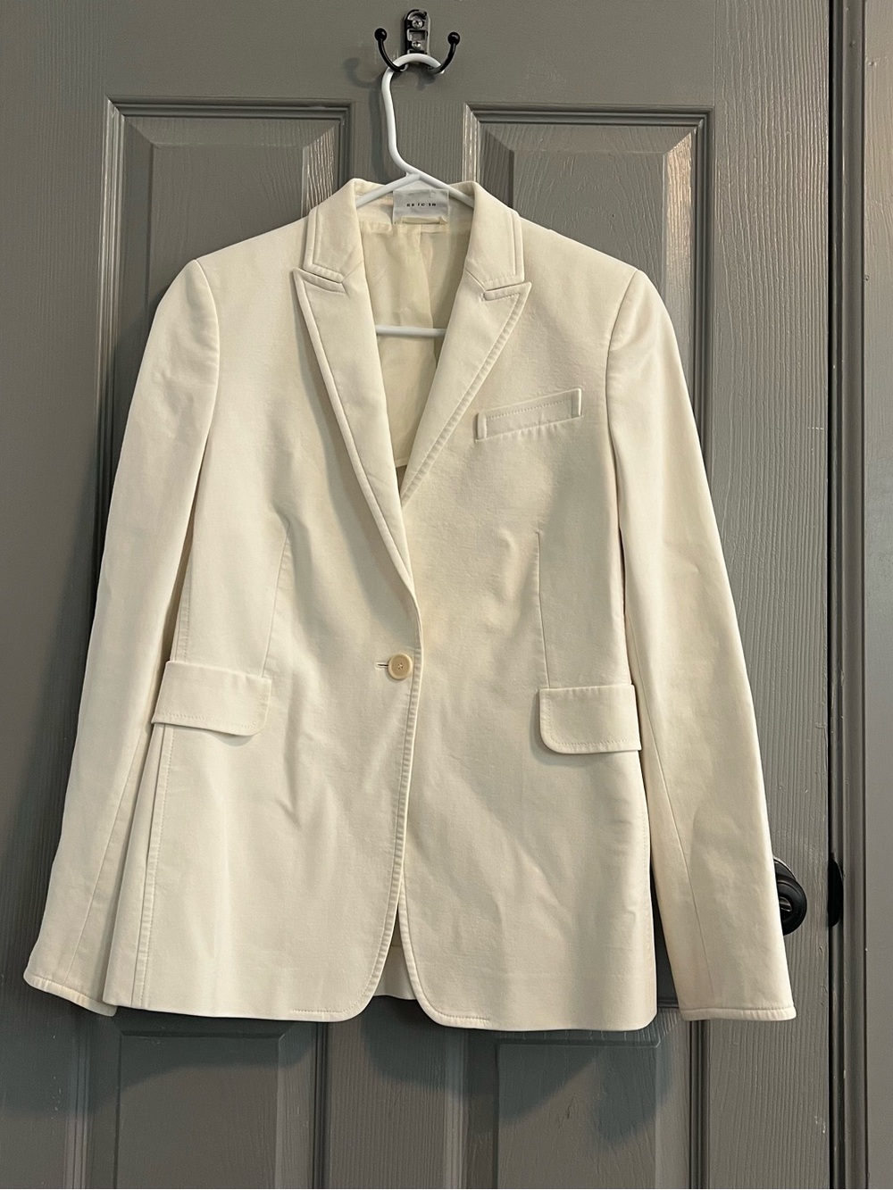 Akris Punto Cream Single-Button Tailored Blazer Elevated Office Neutral
